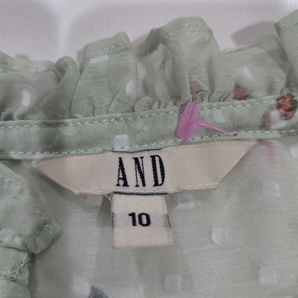 AND Light Green Floral Blouse Size 10 NWOT. - Picture 6 of 10